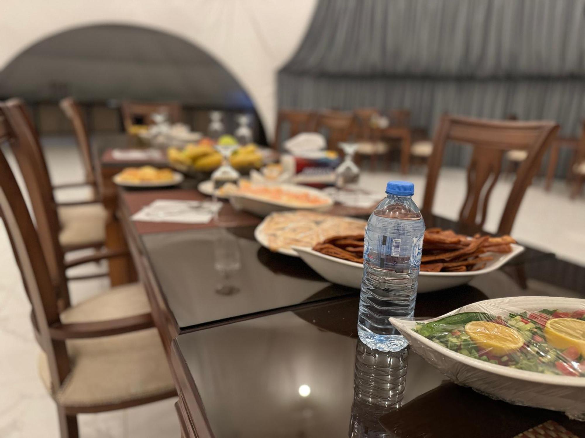 Wadi Rum Anwar Luxury Camp Bagian luar foto